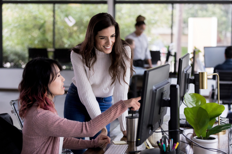 LEARN FROM INDUSTRY EXPERTS